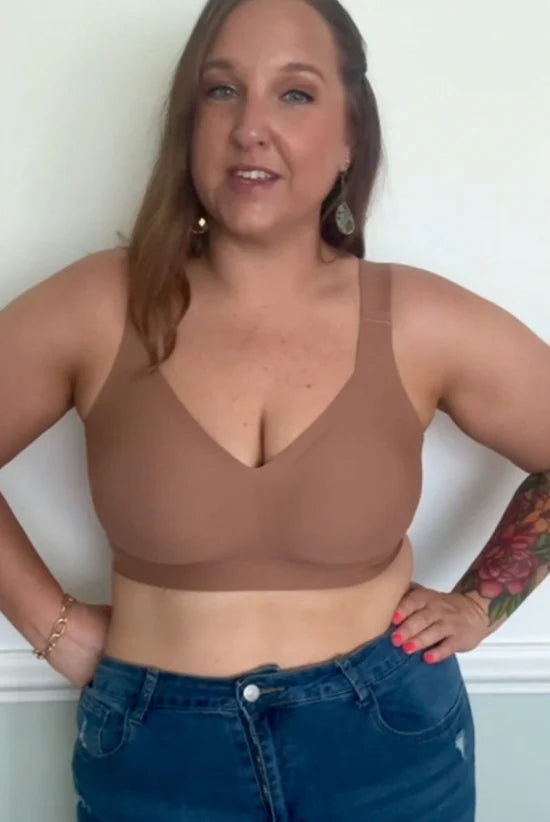 Full coverage wireless bra