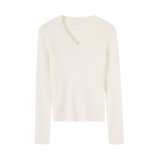 Ultra-slim V-neck knitted base layer